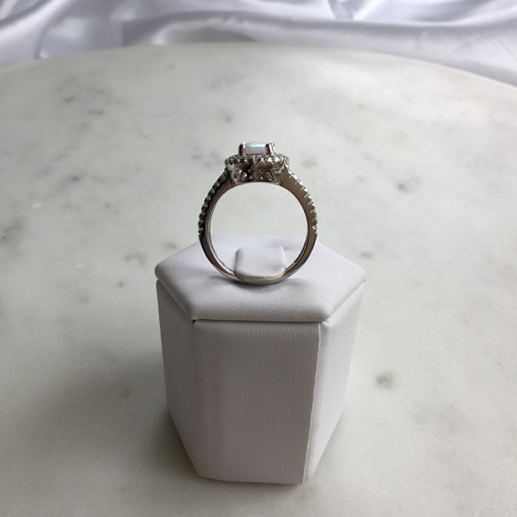 Sale $30 Firm! Sterling Silver White Opal Cz & Clear Cz Ring - Picture 17 of 17